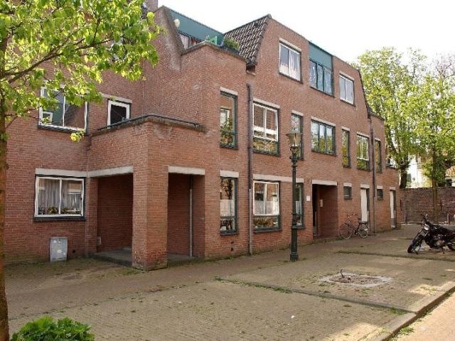 Appartement te huur in Roodenburg, Zuid Holland