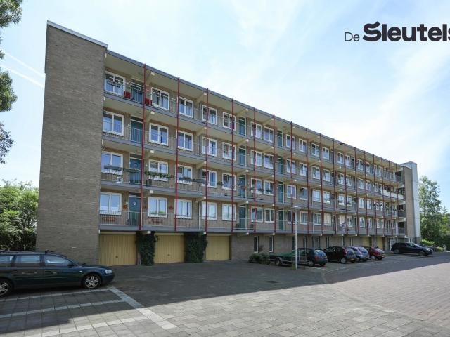 Appartement te huur in Roodenburg, Zuid Holland