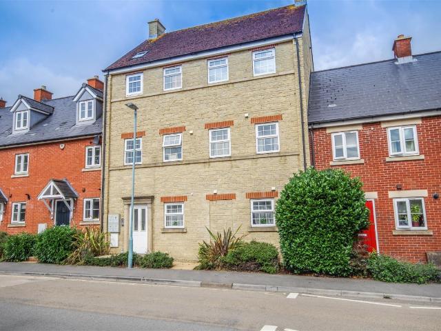 Apartment for rent in Dursley, School House