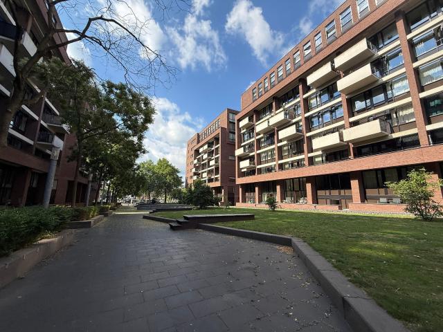 Appartement te huur in Bergen, Acht