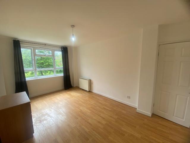 Apartment for rent in Moortown, West Yorkshire