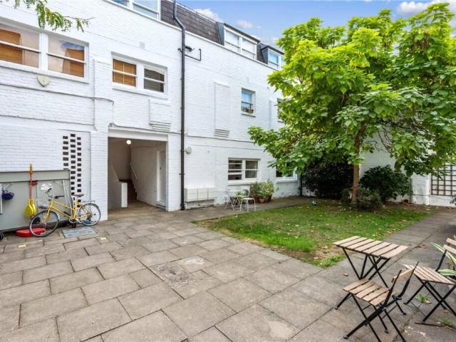 Apartment for rent in Highbury, Isle Of Man