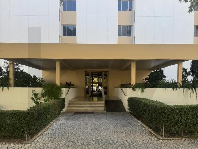 Apartamento alugar em Carnide, Lisboa
