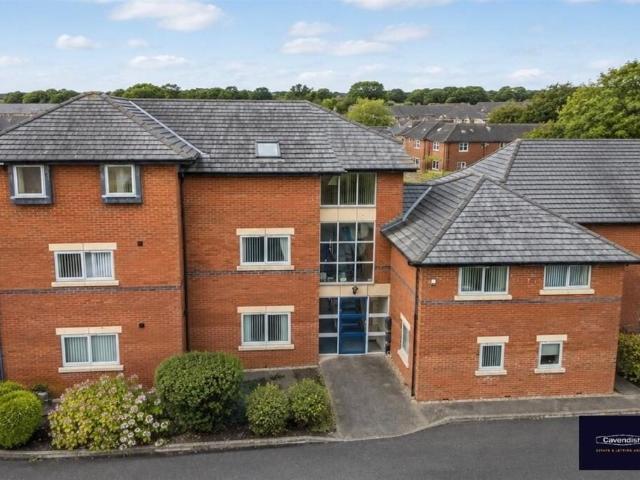Apartment for rent in Mold