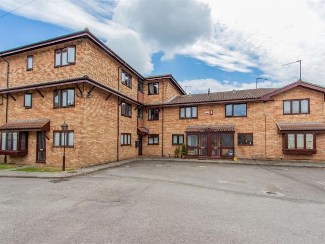 Apartment for rent in Falcon Lodge, Wales