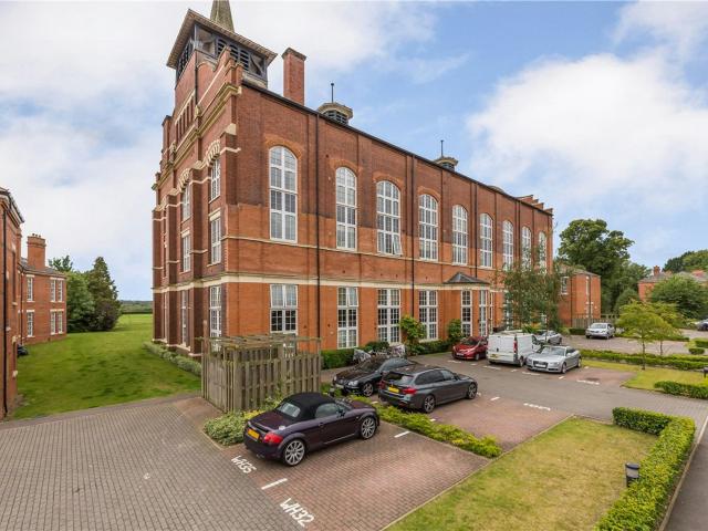 Apartment for rent in Frogmore, Five Acres