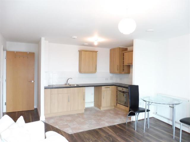 Apartment for rent in London Borough of Croydon, Thornton Heath