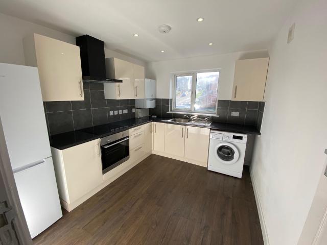 Apartment for rent in Felden, Pouchen End
