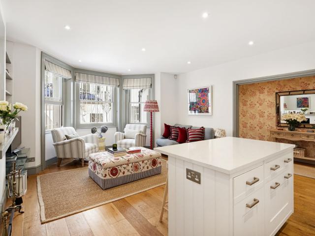 Apartment for rent in Earl's Court, Greater London
