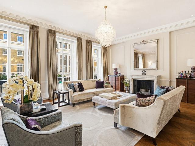 Apartment for rent in Belgravia, Greater London