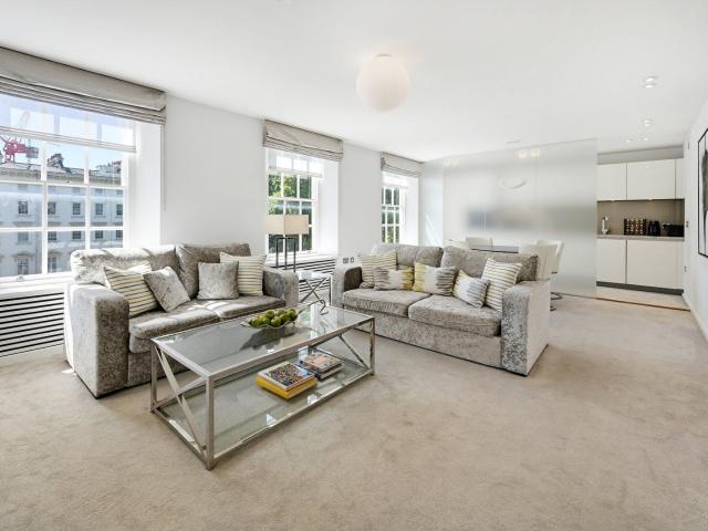 Apartment for rent in Belgravia, Greater London