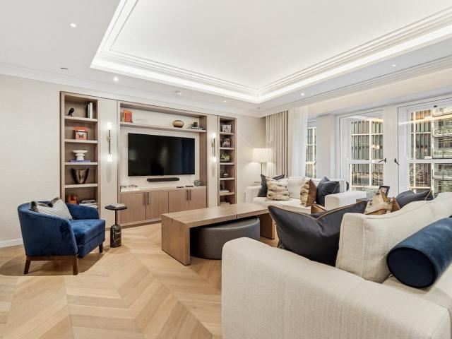 Apartment for rent in Brompton, Greater London