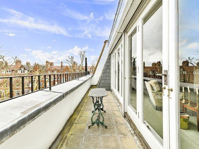 Apartment for rent in Royal Borough of Kensington and Chelsea, Greater London