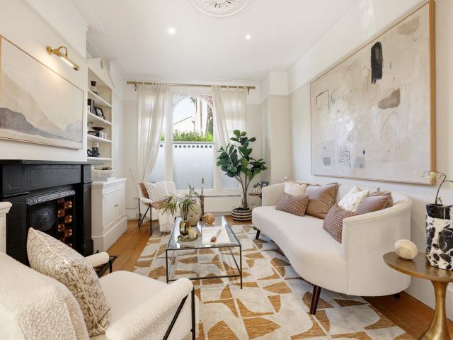 Apartment for rent in Fulham, Greater London
