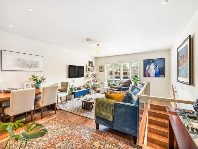 Apartment for rent in Fulham, Greater London