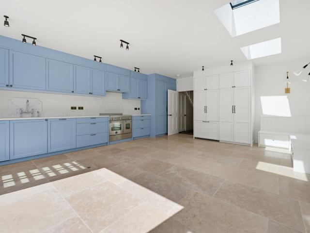 Apartment for rent in Fulham, Greater London