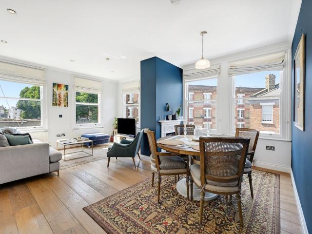 Apartment for rent in Fulham, Greater London