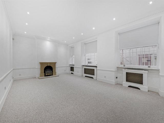 Apartment for rent in Royal Borough of Kensington and Chelsea, Greater London