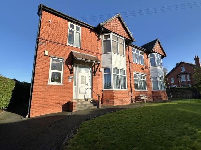 Apartment for rent in Wythenshawe, Manchester