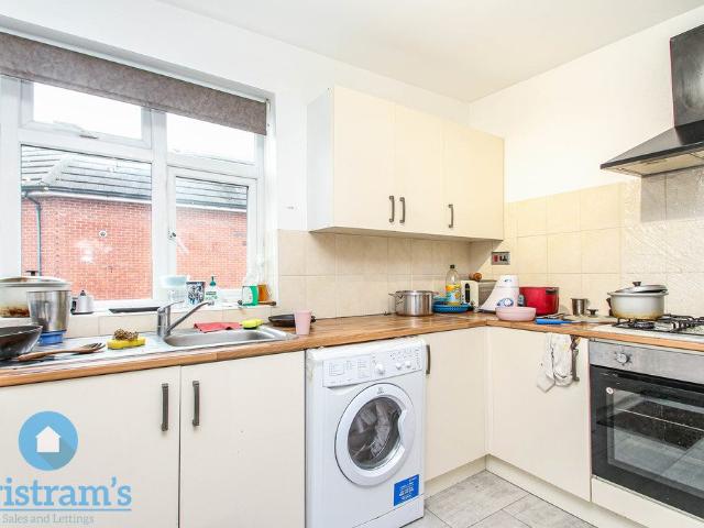 Apartment for rent in Compton Acres, Barton In Fabis