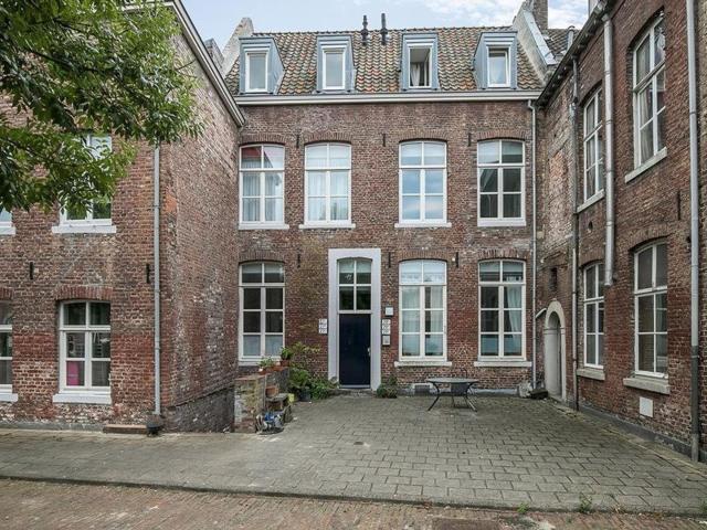 Appartement te huur in Statenkwartier, Limburg