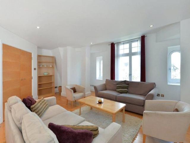 Apartment for rent in St. John's Wood, Greater London