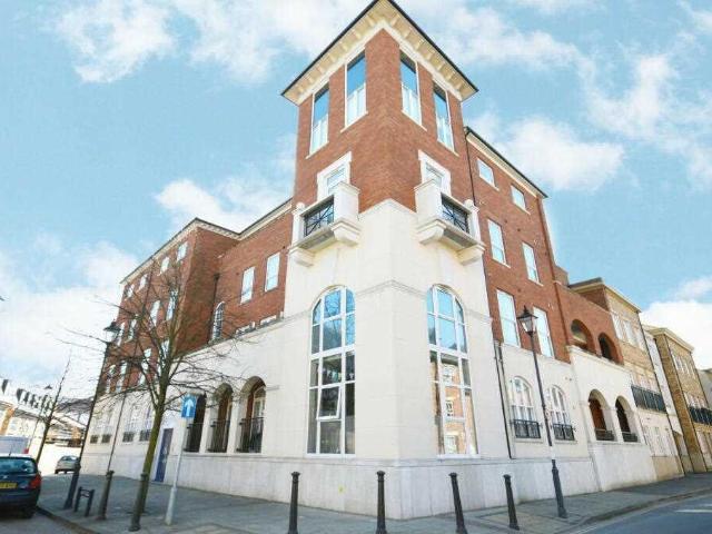 Apartment for rent in Dickens Heath, Isle Of Man