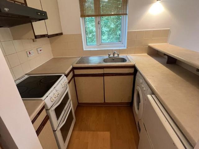 Apartment for rent in Carterhatch, Greater London