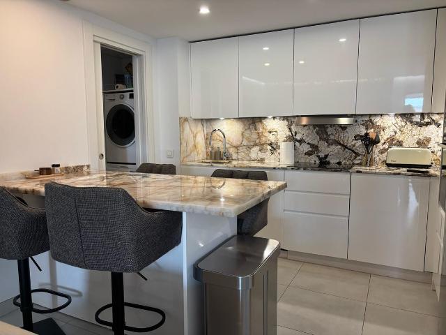 Apartamento en alquiler en Nueva Andalucía, Costa del Sol Occidental