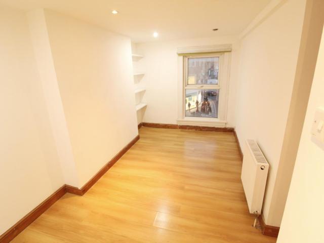 Apartment for rent in Shacklewell, Greater London