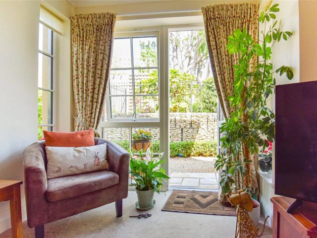 Apartment for rent in Marlborough, Easton Royal