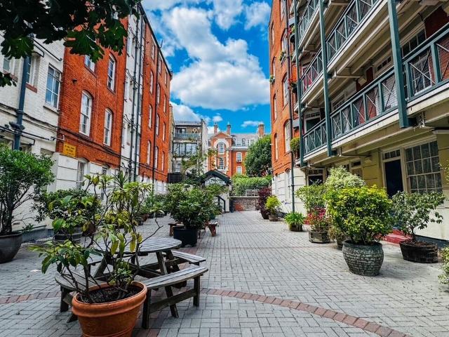 Apartment for rent in Covent Garden, Greater London