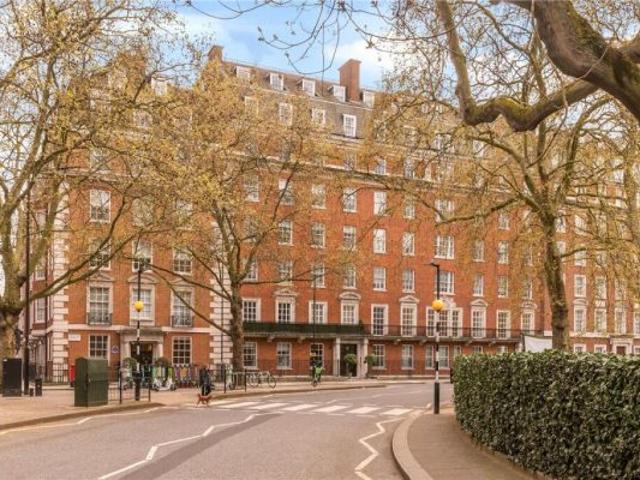 Apartment for rent in Mayfair, Greater London