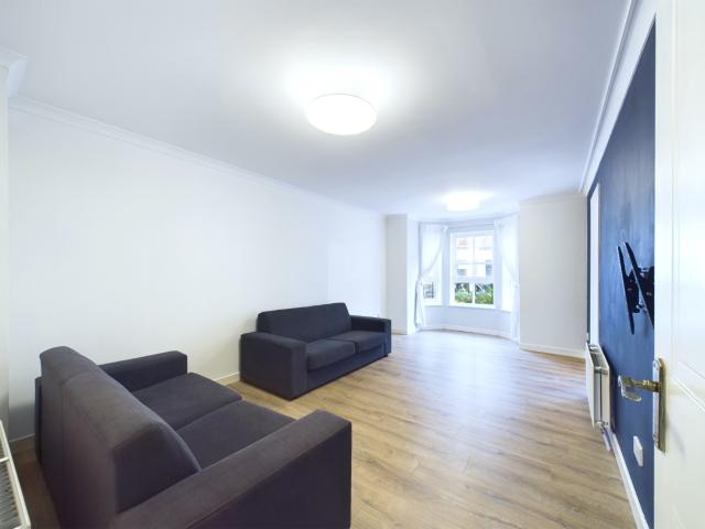 Apartment for rent in Gayfield, Broughton