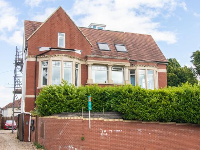 Apartment for rent in Penylan, Falcon Lodge