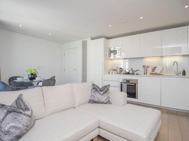 Apartment for rent in Bayswater, Greater London
