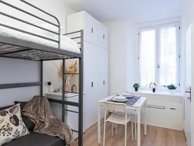 Appartamento in affitto a Centro storico, Milano