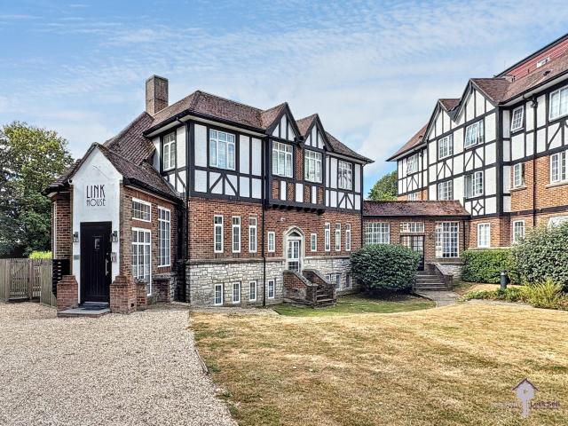 Apartment for rent in Hill, City Of Southampton