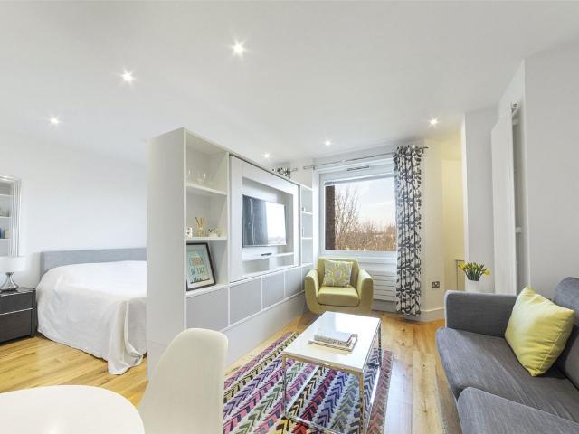 Apartment for rent in London Borough of Lewisham, Ladywell