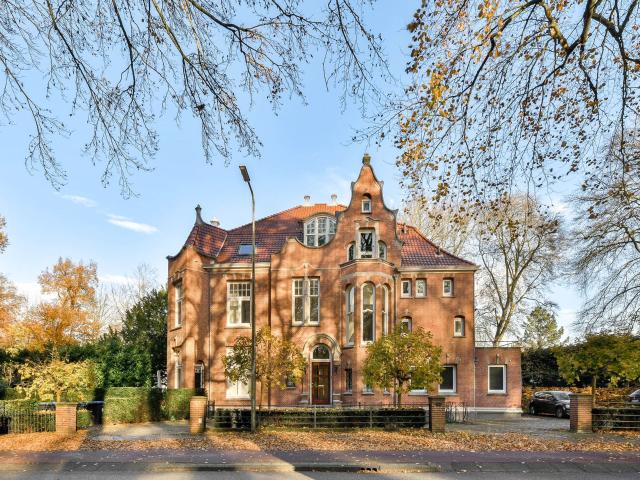 Appartement te huur in Veen en Duin, Bloemendaal