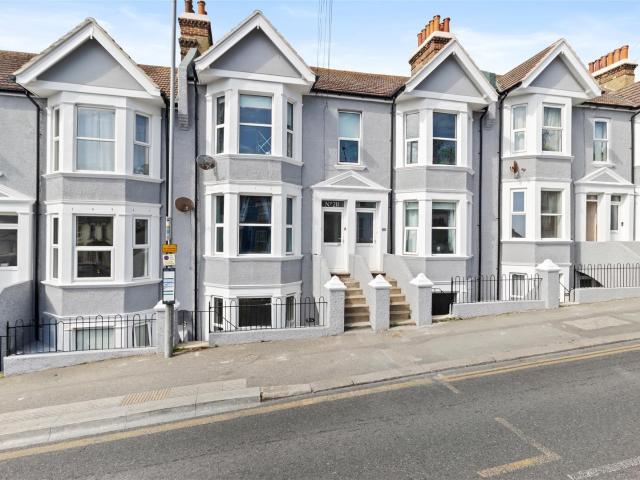 Apartment for rent in Broomgrove, Guestling Green