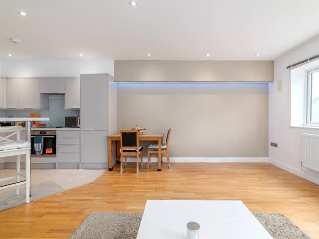 Apartment for rent in London Borough of Brent, Greater London