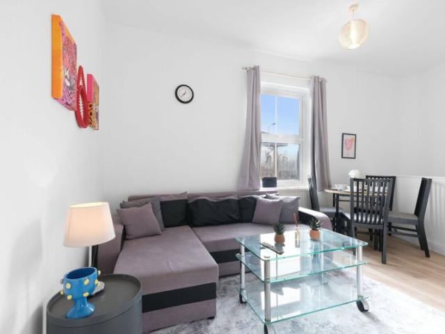 Apartment for rent in Barnsbury, Greater London