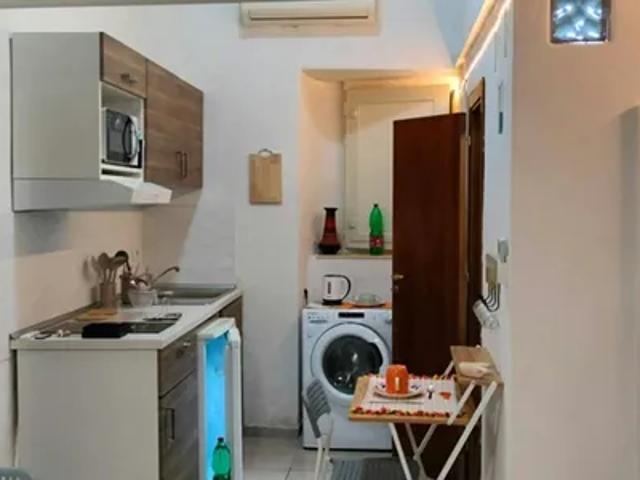 Appartamento in affitto a San Lorenzo, Napoli