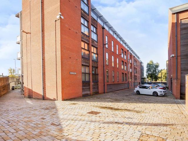 Apartment for rent in Belle Isle, West Yorkshire