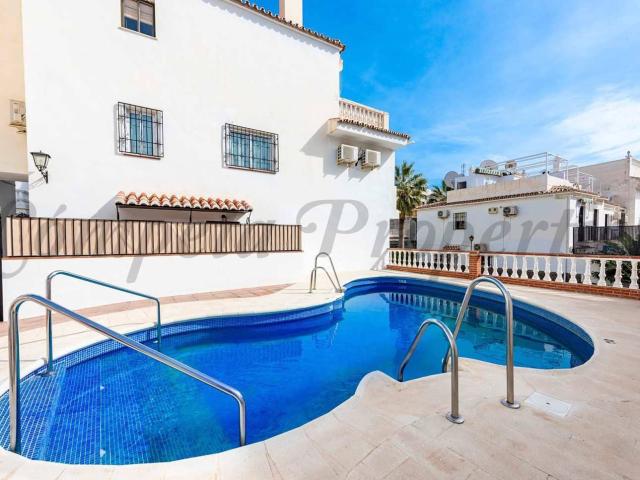 Apartamento en alquiler en Nerja, Málaga