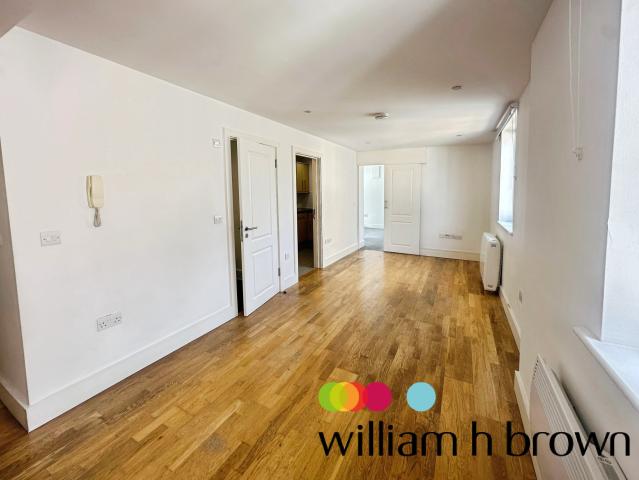 Apartment for rent in Bocking, Chipping Hill
