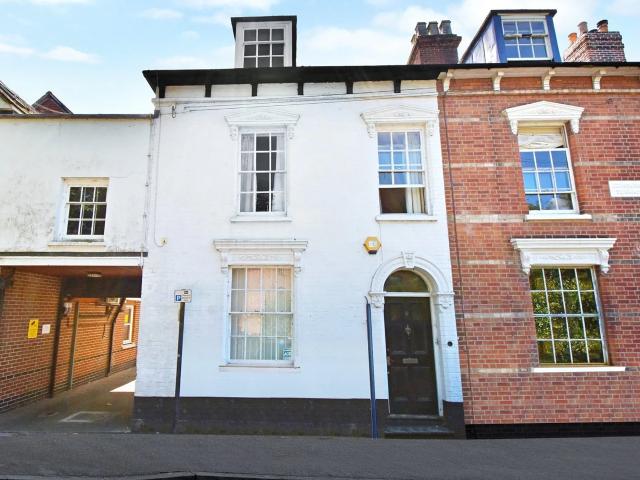 Apartment for rent in Enborne, West Berkshire