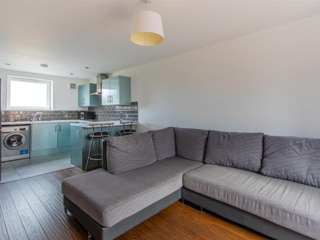 Apartment for rent in Falcon Lodge, Wales