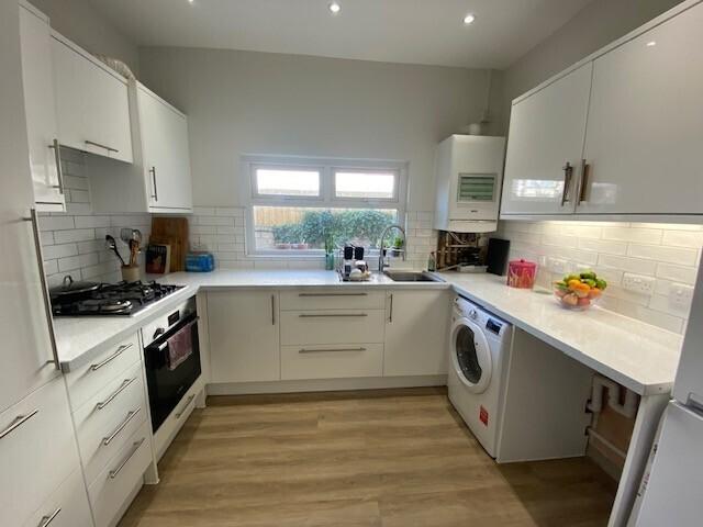 Apartment for rent in Plasnewydd, Falcon Lodge